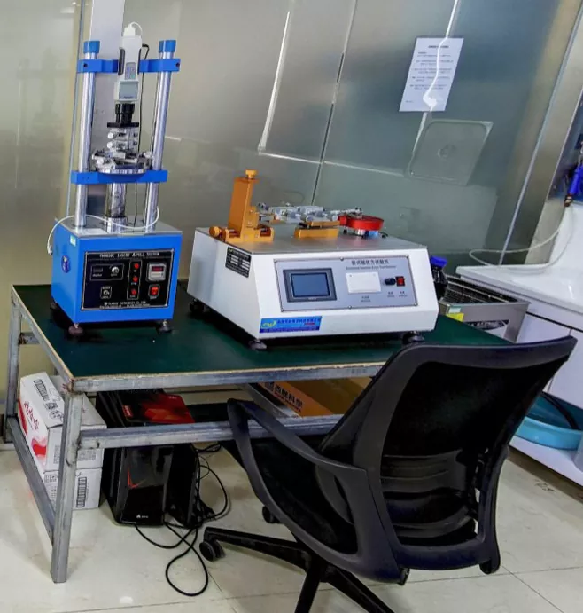 Plug-in / Pull-out Tester